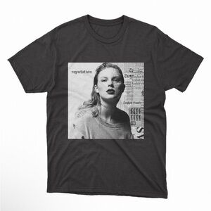 Taylor Swift Reputation Tour T Shirt Size Large Like new!